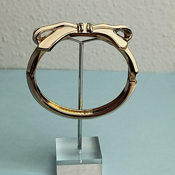 RIBBON BOW Enamel Shape Hinged Bangle Bracelet White Gold Plated - Picture 6 of 9